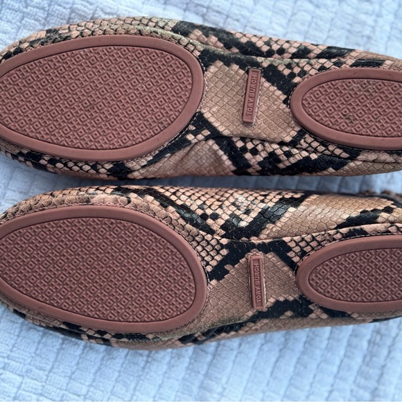 Tory Burch Snakeskin Pattern Ballet Flats - Black & Pink-Size 10 - Picture 3 of 5